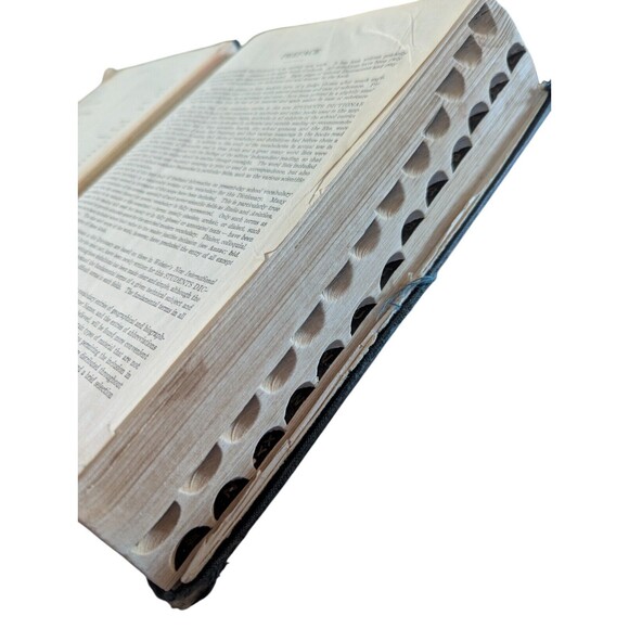 Webster's Students Dictionary 1962 Vintage Book Thumb Index HC American Book - Picture 5 of 7